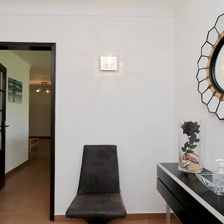 Lotus, Cd 283 - Cleverdetails * Vilamoura